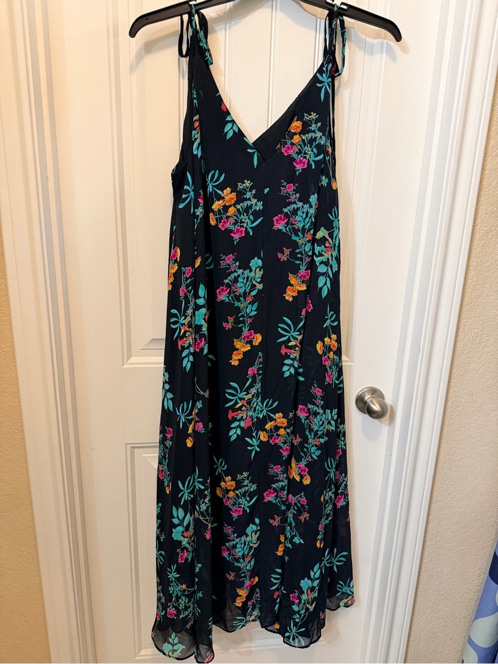eva mendes for New York & Company Black Floral Tie-Shoulder Maxi Dress